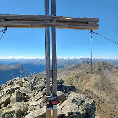 Haus Dilitz-theiner- Brunnenperle Apartment Nauders
