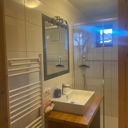 Haus Dilitz-theiner- Brunnenperle *